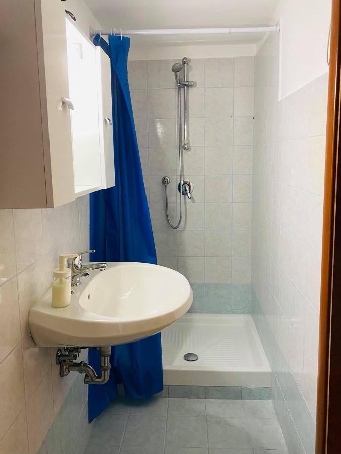 Apartamento Vico Gli Scalzi Gaeta Exterior foto